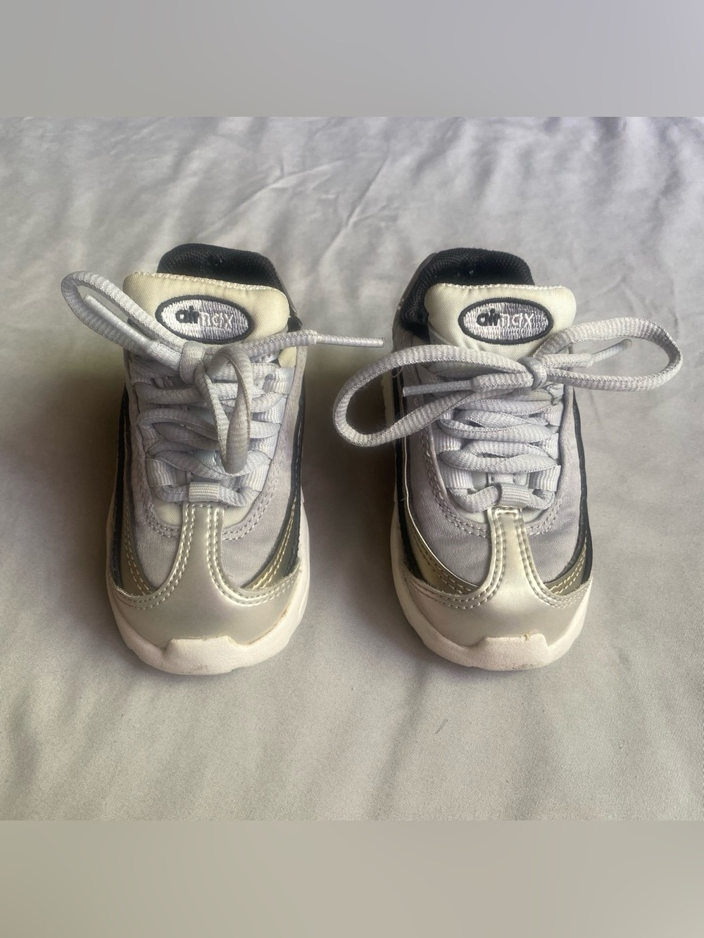 Nike Baby Air Max 95 SE GS 'Metallic Red Bronze' Size 5c Baby Shoes